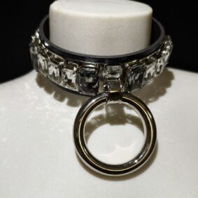 SPLIT – Crystal Choker